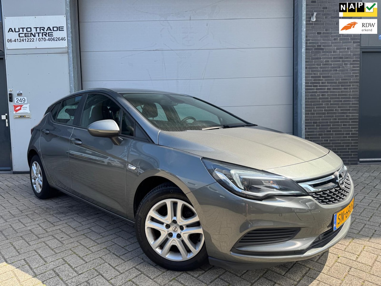Opel Astra - 1.0 Online Edition [Carplay|Cruise|PDC|Navi|Dealer OH] - AutoWereld.nl
