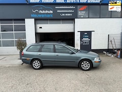 Volvo V40 - 1.8-Automaat- met Airco, Cruise Control, NAP en een nieuwe APK