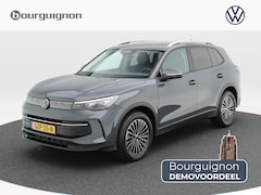 Volkswagen Tiguan - Life Edition 1.5 eTSI 130 pk Automaat | Trekhaak | App Connect | Camera | Stoelverwarming