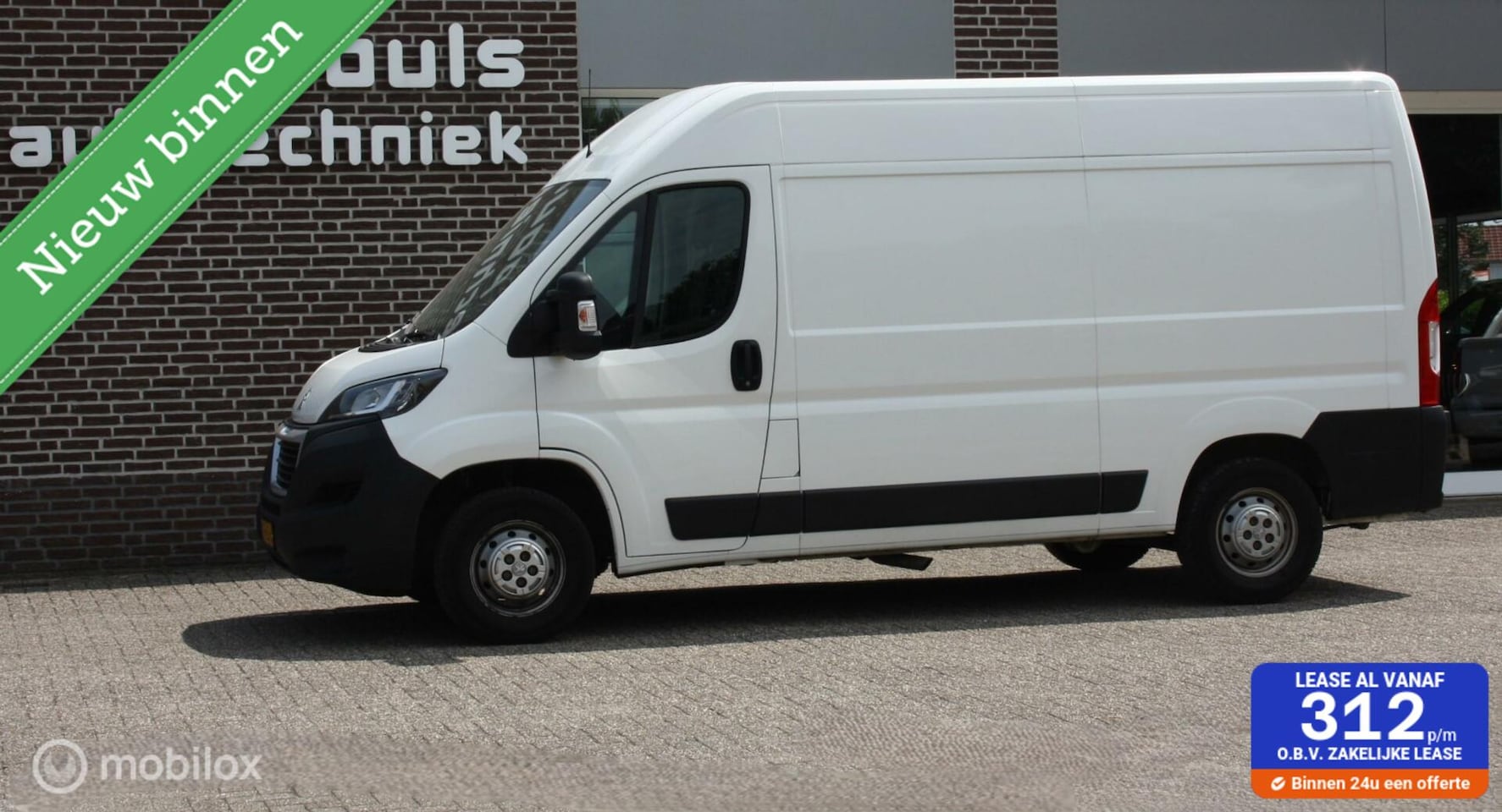 Peugeot Boxer - Bestel 335 2.2 BlueHDi 140 L2H2 Asphalt - AutoWereld.nl