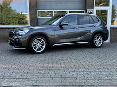 BMW X1 - sDrive20i Business AUT NAVI/CRUISE.C/ECC-AIRCO