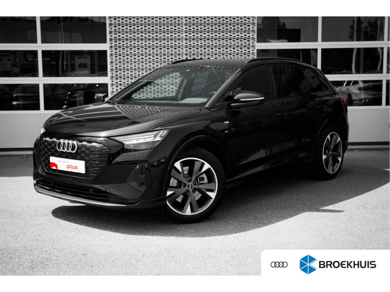 Audi Q4 e-tron - 40 Launch edition S Competition 77 kWh | Assistentiepakket plus | Trekhaak | SONOS | Achte - AutoWereld.nl