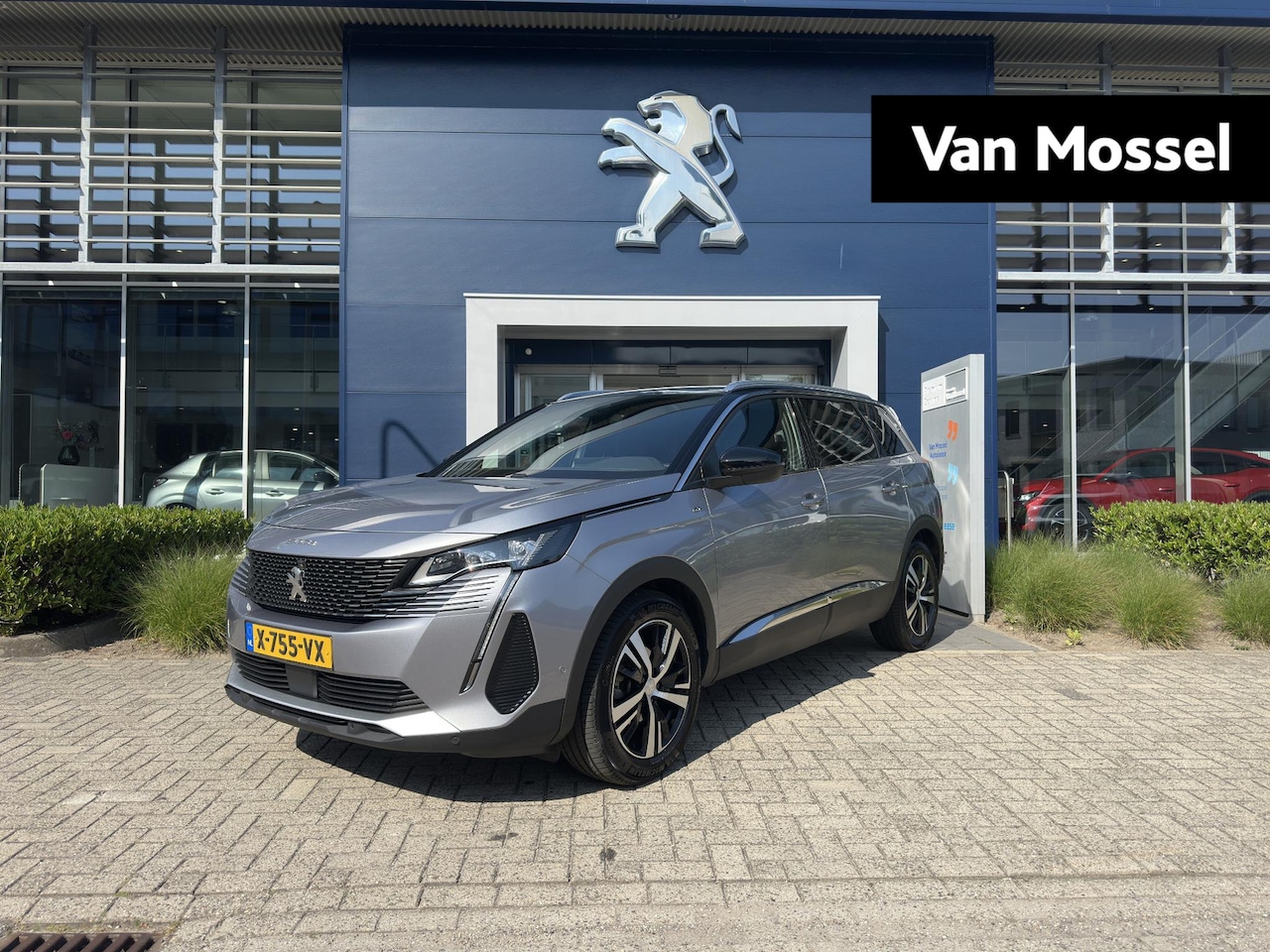Peugeot 5008 - 1.2 Hybrid GT | Automaat | 360° Camera | Navigatie | 18" Lichtmetalen velgen - AutoWereld.nl