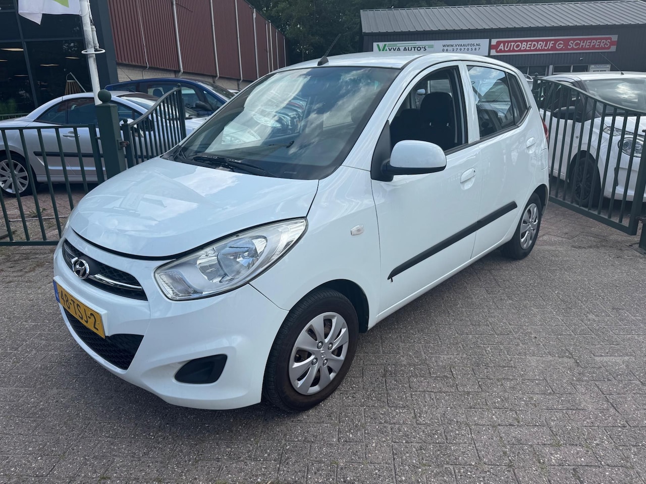 Hyundai i10 - 1.1 airco, elektr ramen, 5 drs, APK 06-2026! - AutoWereld.nl