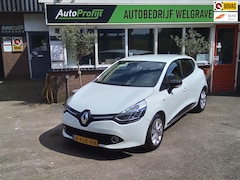 Renault Clio - 1.2 16V