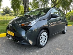 Toyota Aygo - 1.0 VVT-i x-play limited Carplay Keyless