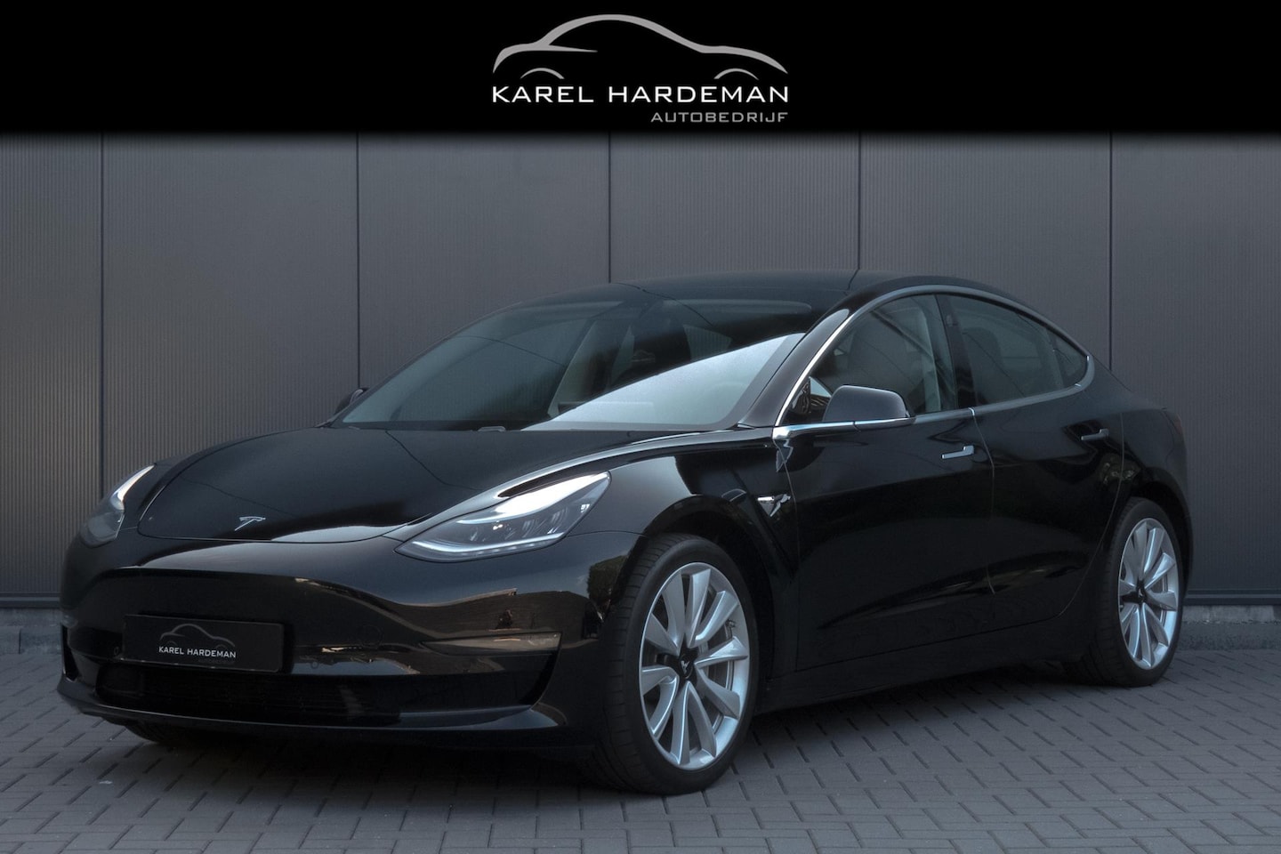 Tesla Model 3 - Long Range RWD Long Range AWD 75 kWh | AFNEEMBARE TREKHAAK | AUTOPILOT | 1STE EIGENAAR - AutoWereld.nl