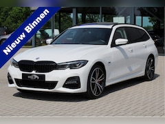 BMW 3-serie Touring - 330e 293pk M-Sport PANO INDIVIDUAL LEER LASER HUD KEYLESS