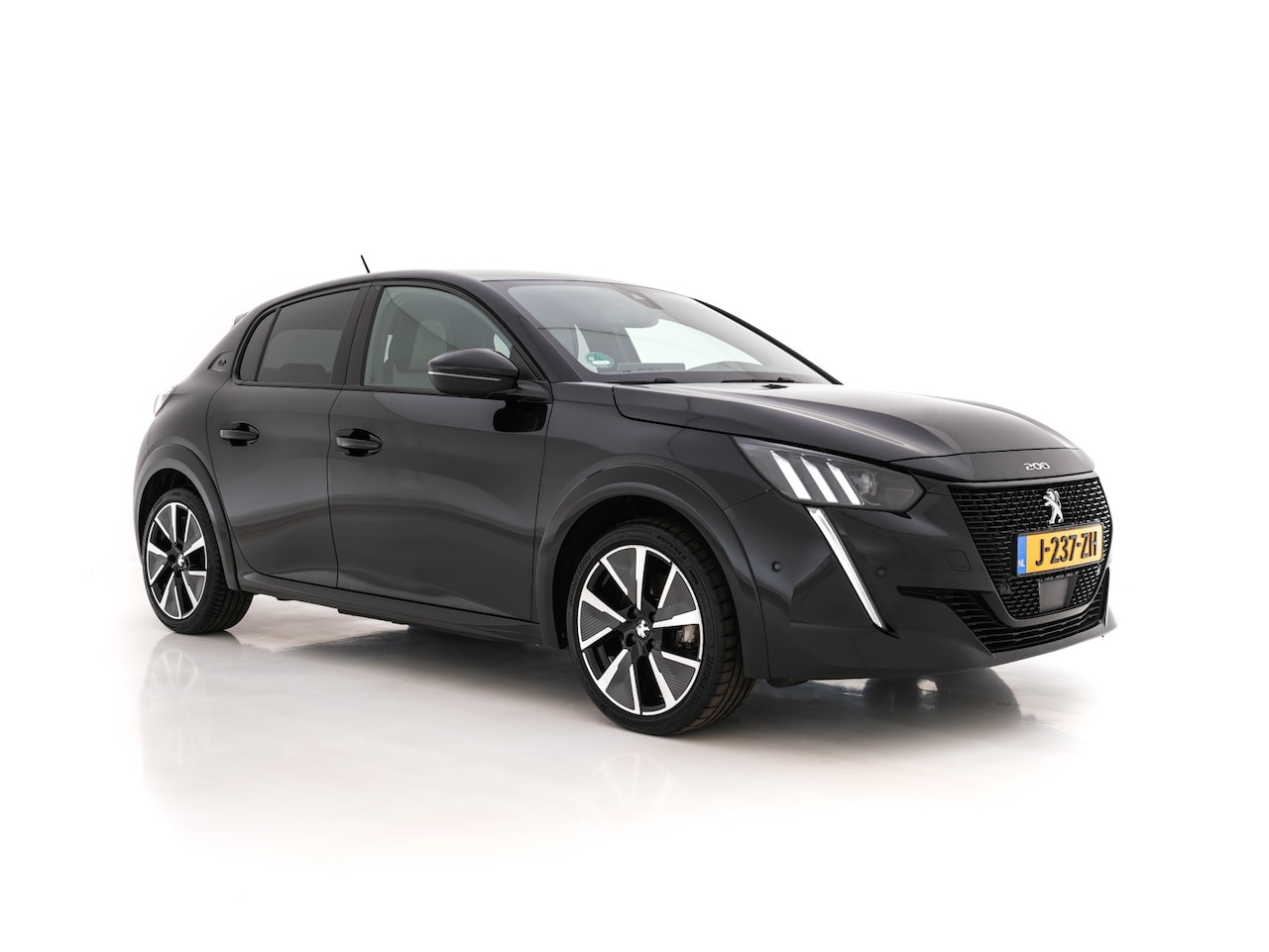 Peugeot e-208 - EV GT 350 50 kWh [ 3-Fase ] (INCL-BTW) *FULL-LED | DIGI-COCKPIT | BLINDSPOT | CAMERA | LEA - AutoWereld.nl