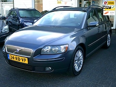 Volvo V50 - 2.4i Summum (Aut.)