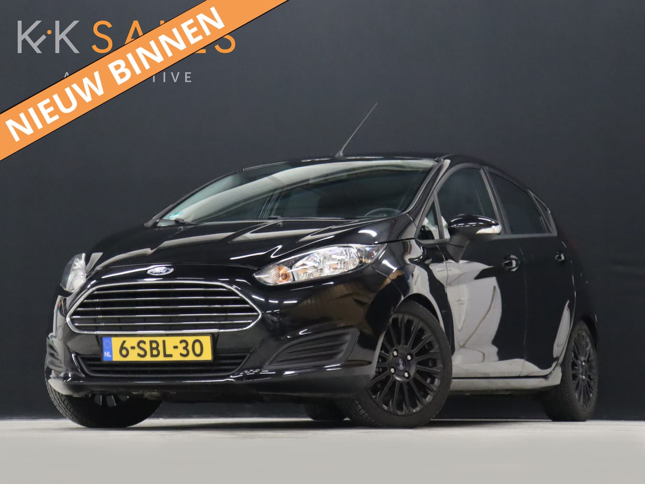 Ford Fiesta - 1.0 Style [ELEKTRISCHE RAMEN VOOR, RADIO, CD-SPELER, AIRCO, NIEUWSTAAT] - AutoWereld.nl
