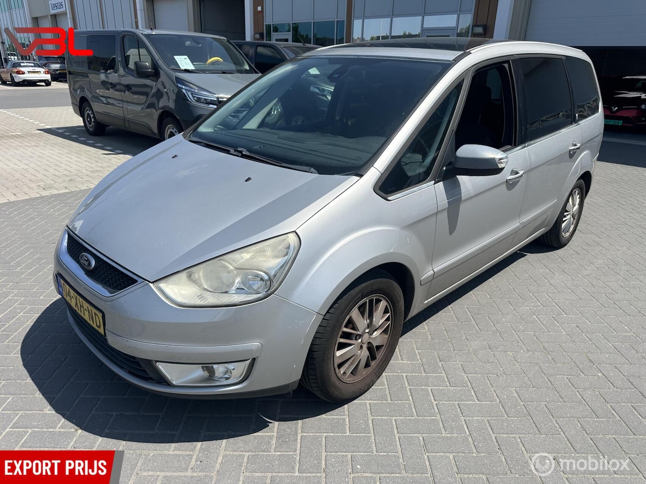 Ford Galaxy - 2.0-16V Ghia 7P Panoramadak - AutoWereld.nl