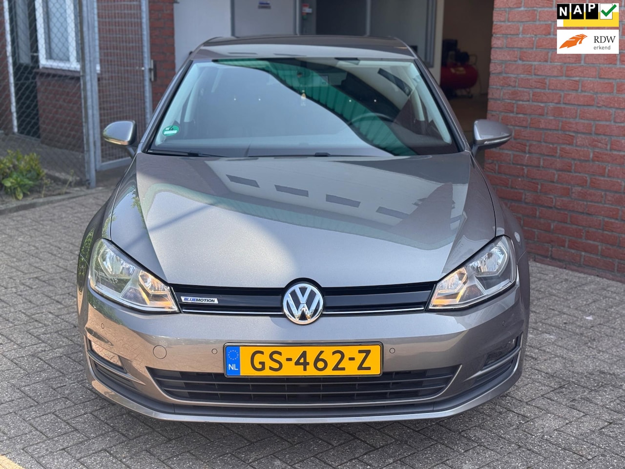 Volkswagen Golf - 1.0 TSI Comfortline 1.0 TSI Comfortline - AutoWereld.nl