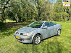 Renault Mégane coupé cabriolet - 1.6-16V Dynamique Luxe