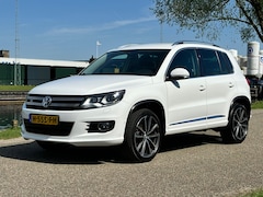 Volkswagen Tiguan - 1.4 TSI Sport&Style R-line Edition | 19inch | Parkassist