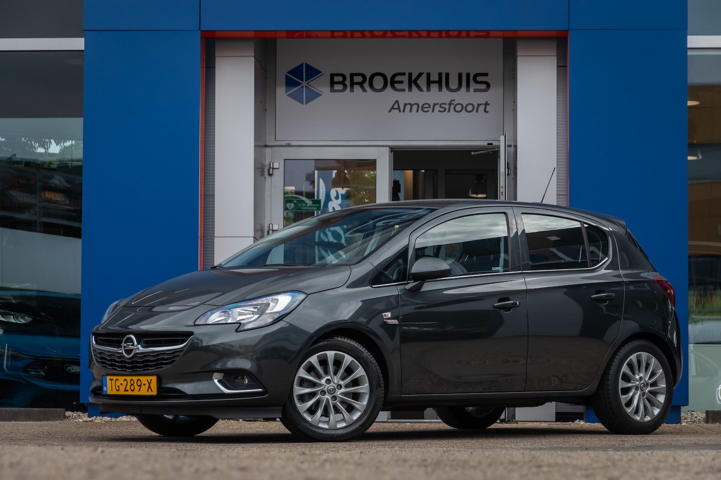 Opel Corsa - 1.0 Turbo Online Edition | Achteruitrijcamera | Navigatie | Clima | Cruise | Apple Carplay - AutoWereld.nl