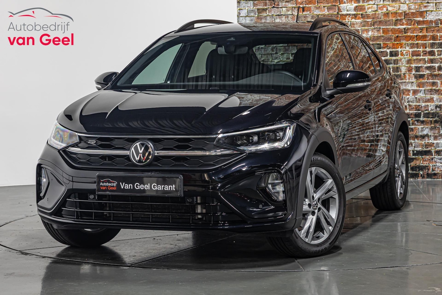 Volkswagen Taigo - 1.5 TSI R-Line I Automaat I Stoelverwarming I - AutoWereld.nl