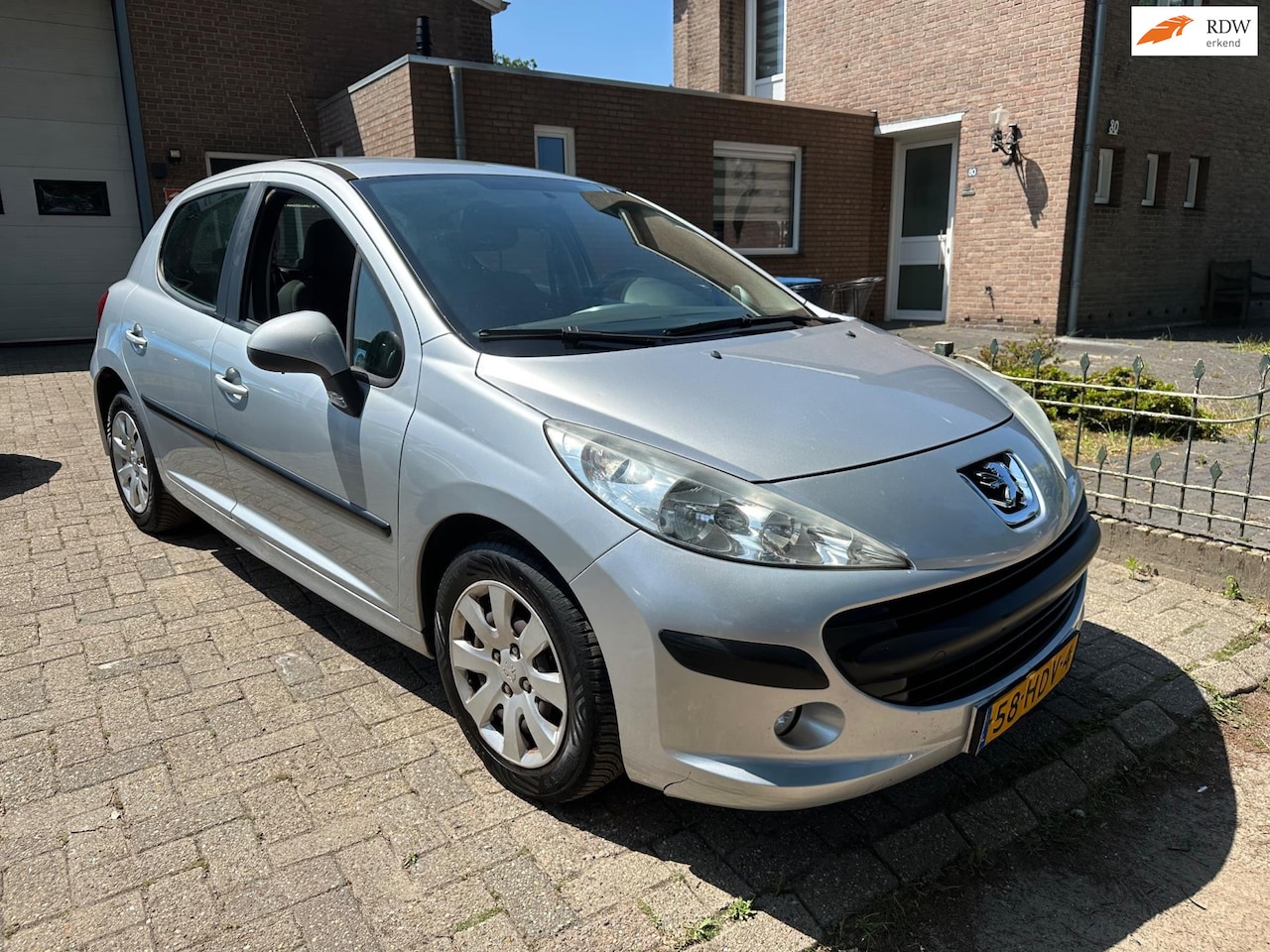 Peugeot 207 - 1.4 VTi Cool 'n Blue 1.4 VTi Cool 'n Blue - AutoWereld.nl