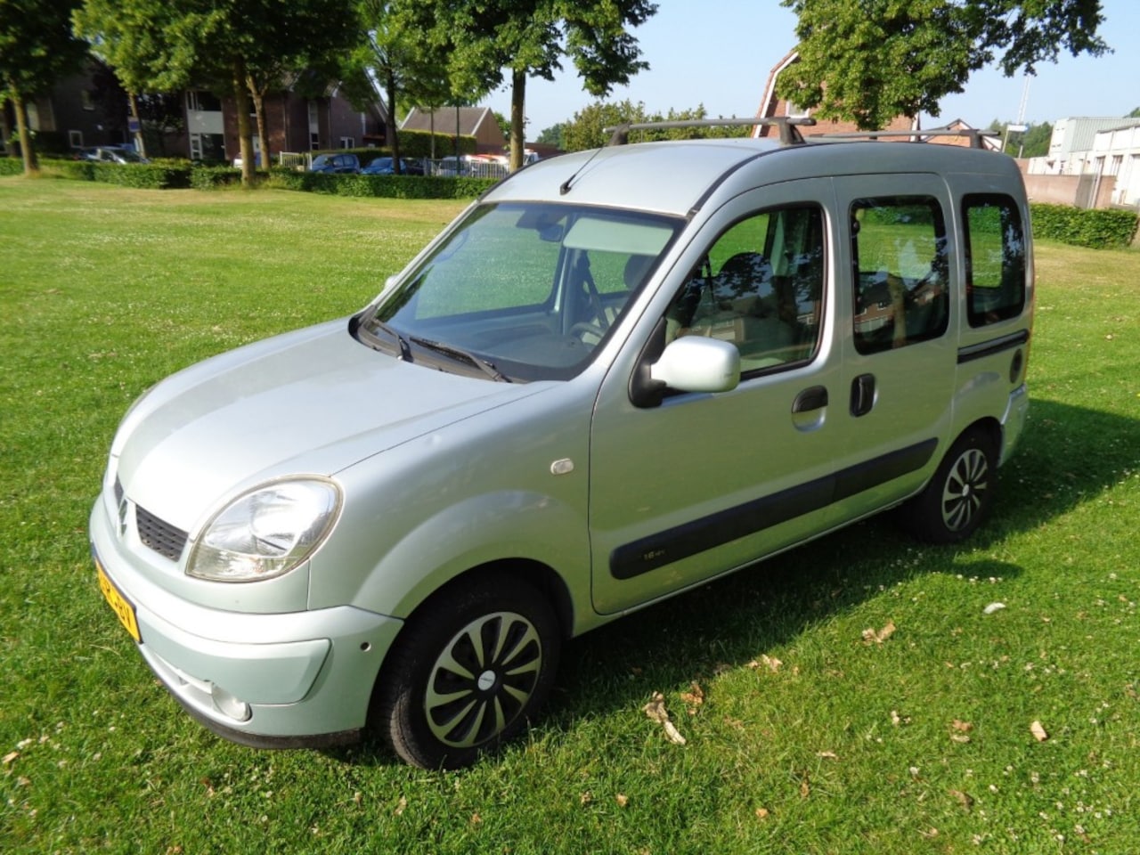 Renault Kangoo - 11-6-2026  a p k - AutoWereld.nl