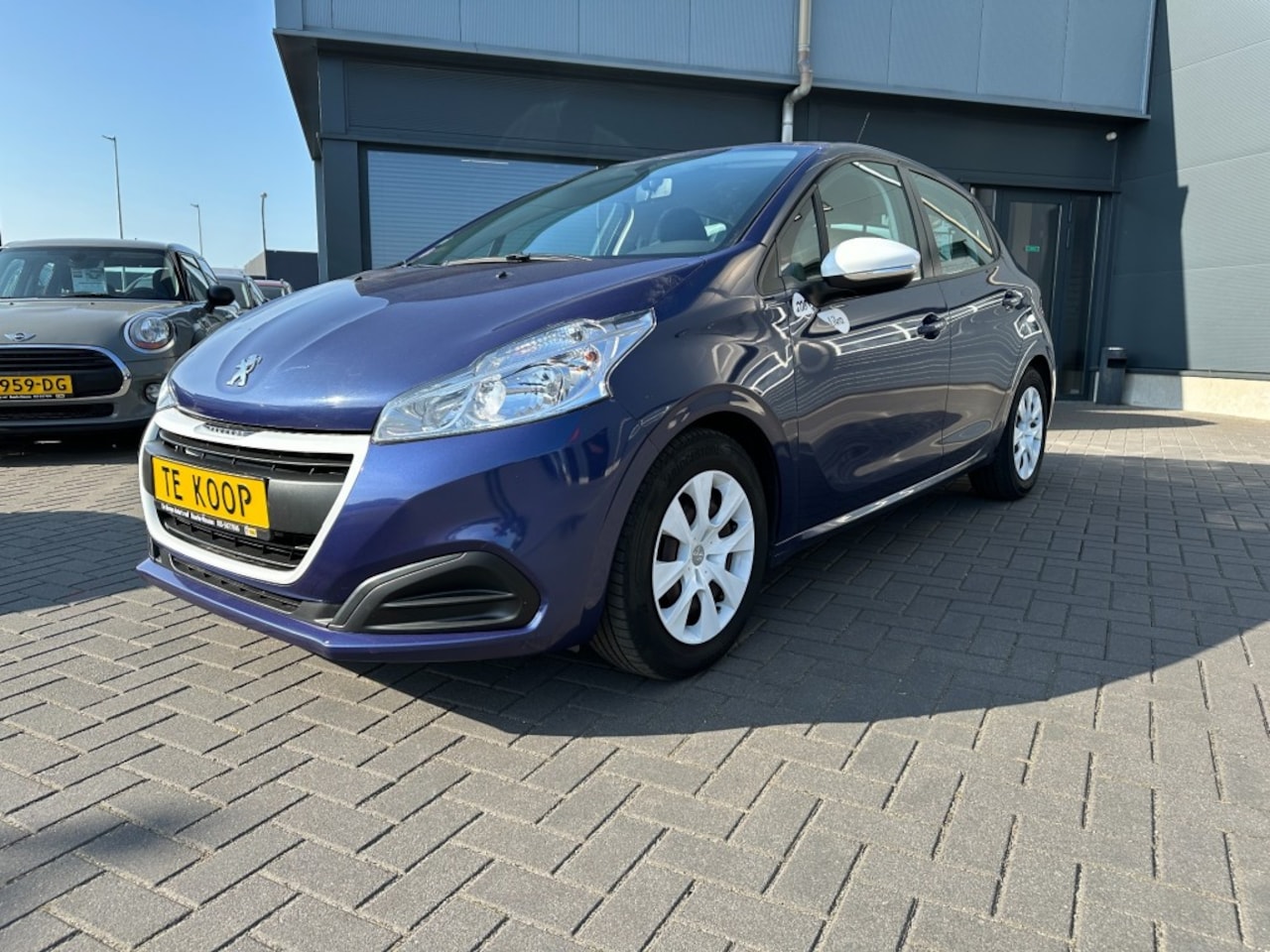 Peugeot 208 - 1.2 PureTech Access Airco - AutoWereld.nl