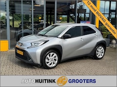 Toyota Aygo X - 1.0 VVT-I MT First Edition - camera