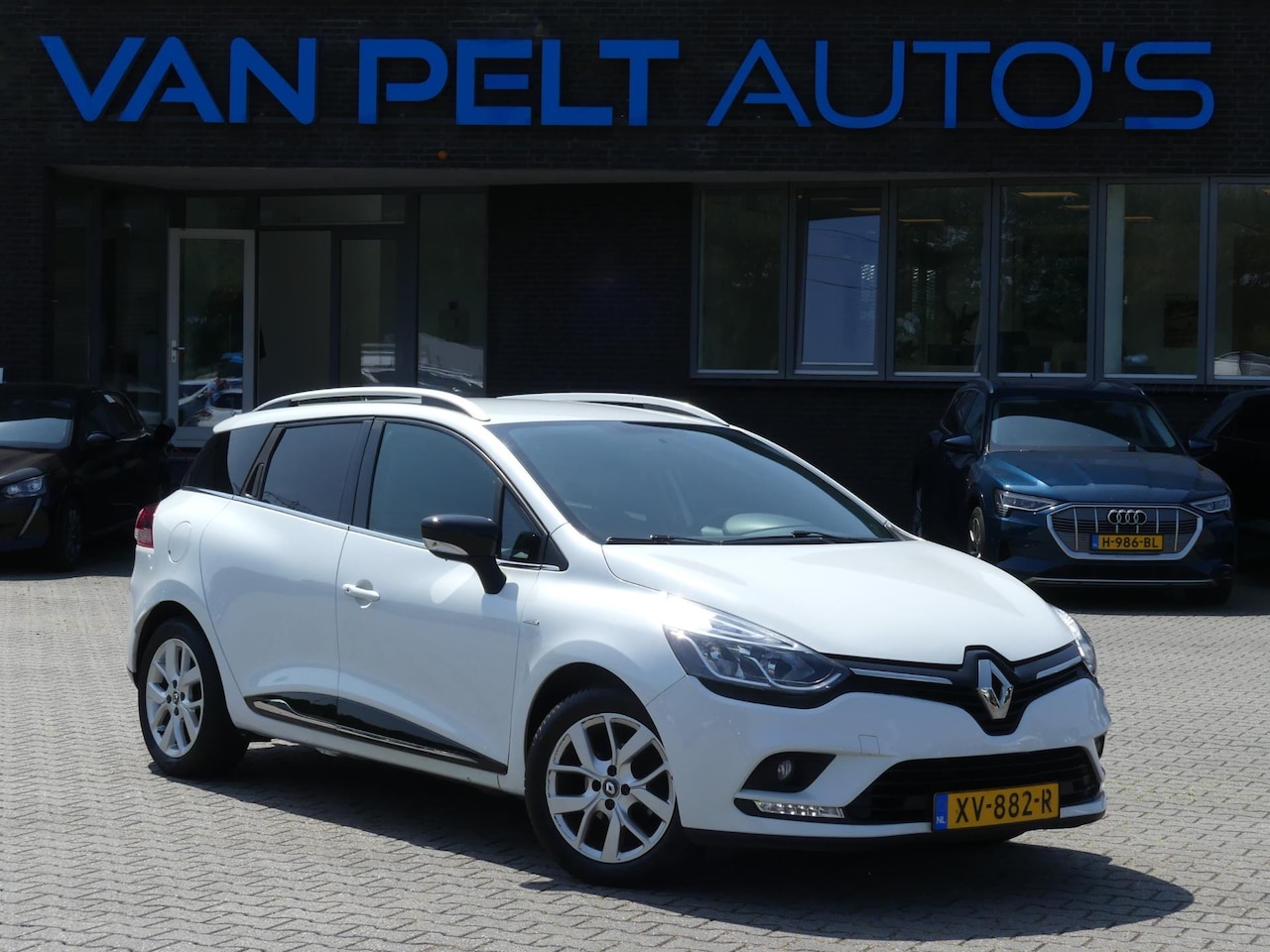 Renault Clio Estate - 0.9 TCe Limited / Trekhaak / Cruise / Carplay - AutoWereld.nl
