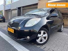 Toyota Yaris - 1.3 VVTi Luna 5DRS CLIMA LMV NAP APK 9-2025