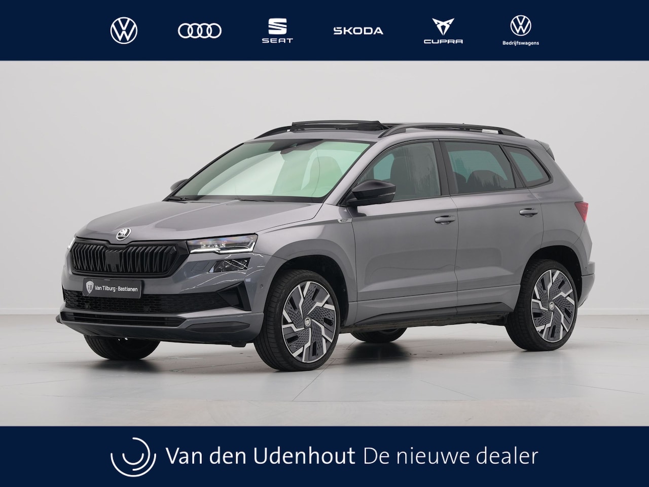 Skoda Karoq - 1.5 TSI ACT 150pk DSG Sportline Business Panorama Trekhaak 360 Camera Stoelverwarming 147 - AutoWereld.nl