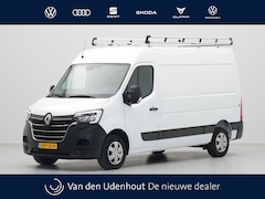 Renault Master - T35 2.3 dCi 135 L2H2 Work Edition Navigatie Camera Trekhaak Imperial Carplay