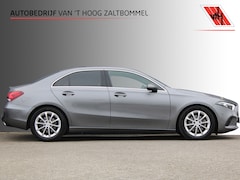 Mercedes-Benz A-klasse - 200 AUT7 Business Solution Luxury CAMERA NAVI TREKHAAK <<43.366KM>>