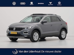 Volkswagen T-Roc - 1.5 TSI 150pk Style Panorama Trekhaak Virtual Cockpit Led 343