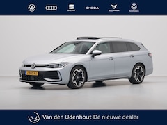 Volkswagen Passat Variant - 1.5 eTSI 150pk DSG R-Line Business Panorama Navigatie Trekhaak Camera Carplay Stoelverwarm