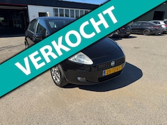 Fiat Grande Punto - 1.4 Dynamic 5 deurs airco Trekhaak