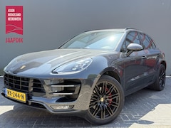 Porsche Macan - BWJ 2016 3.6 Turbo 400 PK / AKRAPOVIC / CARBON PAKKET / SCHUIF PANO / MEMORY STOEL / BOSE