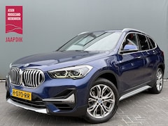 BMW X1 - BWJ 2020 sDrive20i 192 PK VDL Nedcar Edition AUTOMAAT / NAVI / CLIMA / CRUISE / LEDER / ST