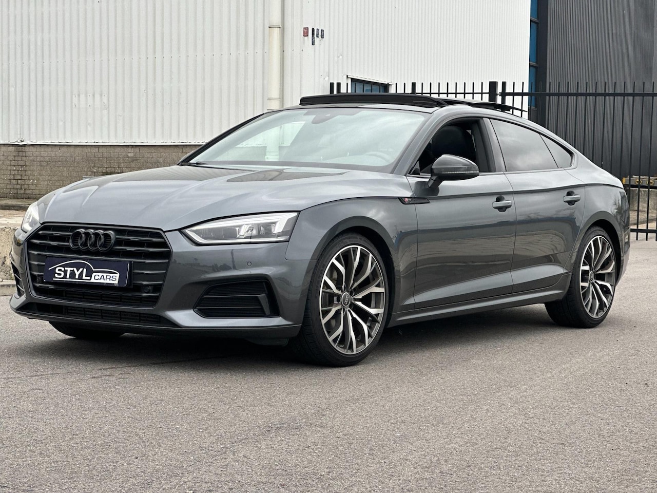 Audi A5 Sportback - 40 TFSI 3xsline-panorama-virtuele cockpit - AutoWereld.nl