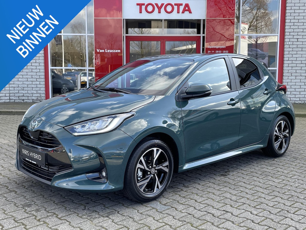 Toyota Yaris - HYBRID 115 DYNAMIC NL-AUTO 2025-MODEL NIEUW EN DIRECT LEVERBAAR!!! COMFORT-PACK STOEL/STUU - AutoWereld.nl