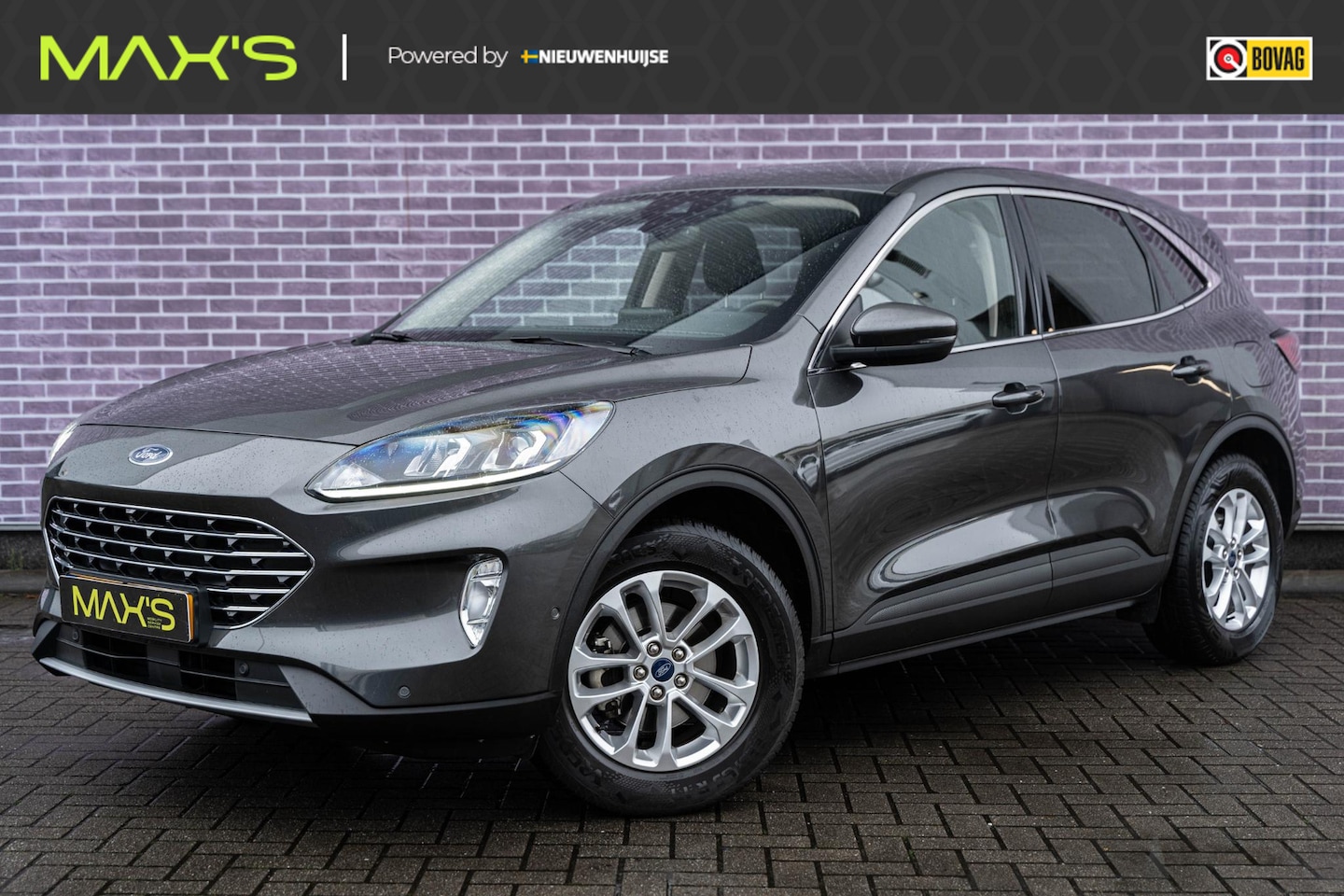 Ford Kuga - 1.5 EcoBoost Titanium | Zeer weinig kilometers | Trekhaak | Adaptieve Cruise Controle| 1e - AutoWereld.nl