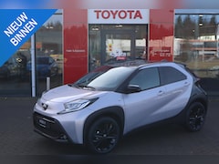 Toyota Aygo X - JBL KEYLESS STOELVERW. JBL-AUDIO 18"LMV PARK-SENSOREN APPLE/ANDROID NAVI DRAADLOOS-LADEN-T