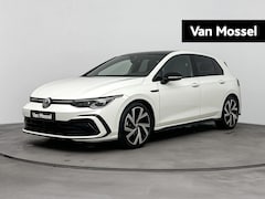 Volkswagen Golf - 1.5 eTSI R-Line Business | DEMO | Panoramadak | Stoelverwarming + Stuurverwarming | Keyles