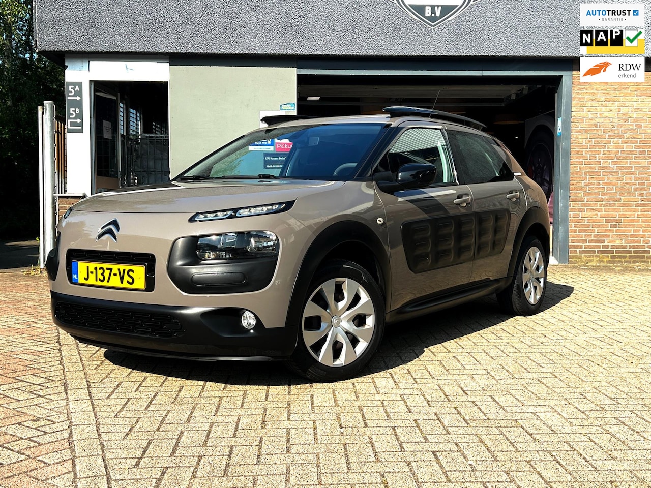 Citroën C4 Cactus - 1.2 VTi Business Camera navi_cruise_trekh - AutoWereld.nl