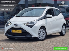 Toyota Aygo - 1.0 VVT-i x-play Met Navigatie Bluetooth en camera