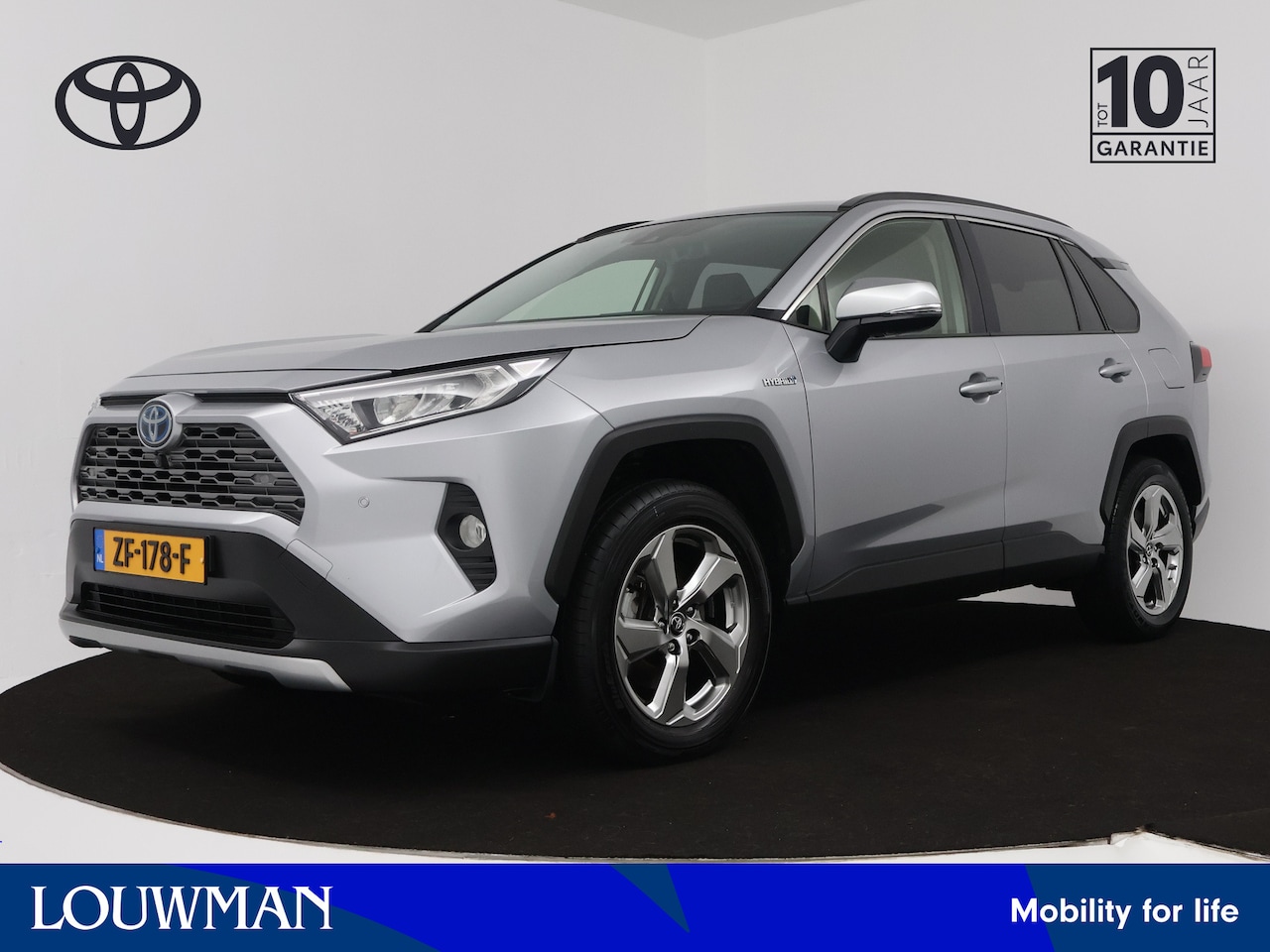 Toyota RAV4 - 2.5 Hybrid AWD First Edition | Navigatie | Trekhaak | - AutoWereld.nl