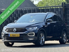 Volkswagen T-Roc - 1.5 TSI Sport Business R + CARPLAY