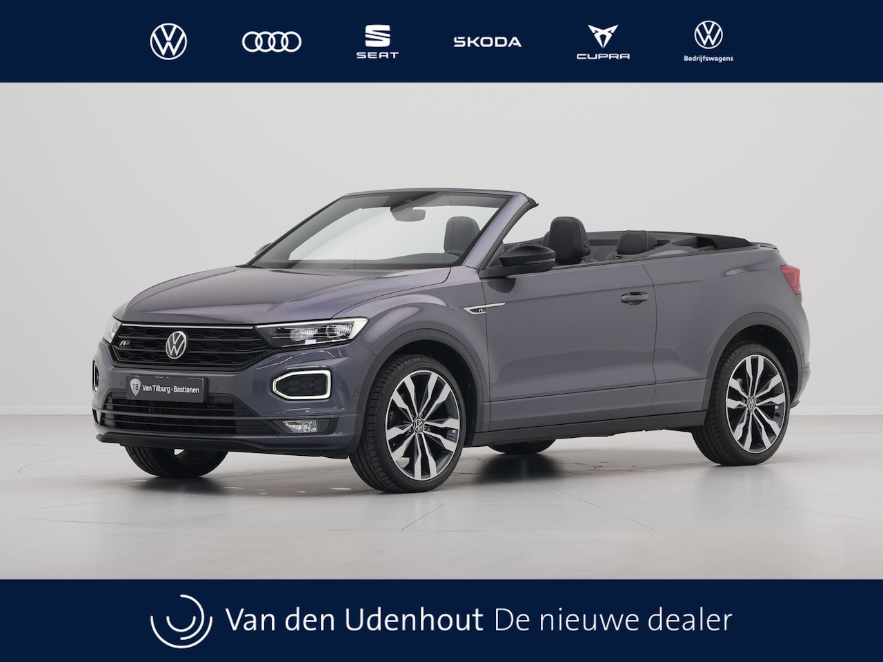 Volkswagen T-Roc Cabrio - 1.5 TSI 150pk DSG R-Line 19"suzuka Camera Keyless Navigatie 8 - AutoWereld.nl