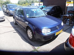 Volkswagen Golf - 2.0 Comfortline