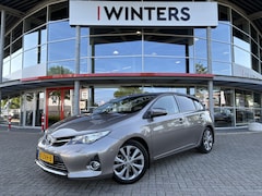 Toyota Auris - 1.8 Hybrid Lease Pro | Panorama dak | Stoelverwarming | Navigatie | Climate Control