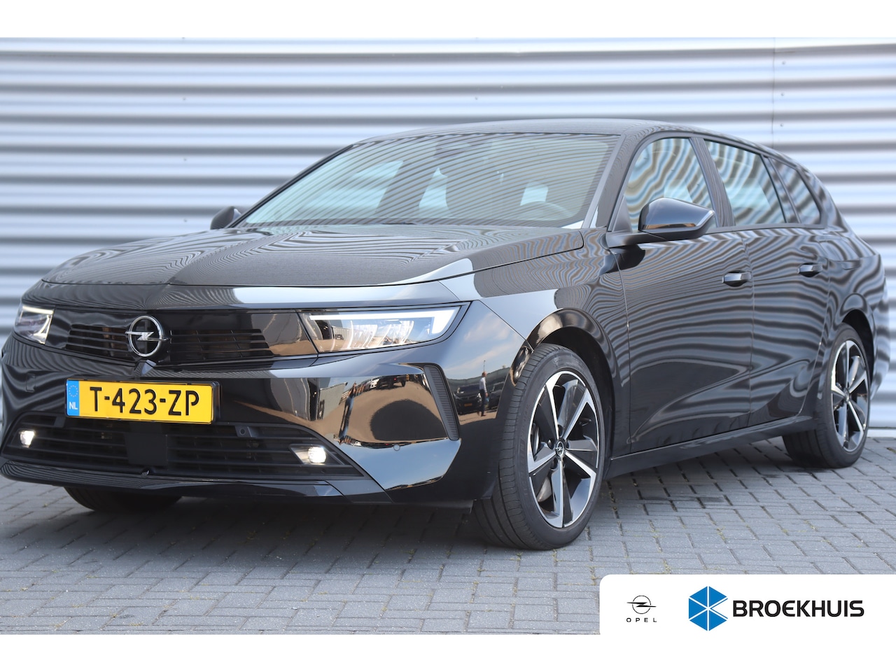 Opel Astra Sports Tourer - 1.6 TURBO 180PK HYBRID AUTOMAAT / NAVI / CLIMA / LED / PDC / 17" LMV / BLUETOOTH / CRUISEC - AutoWereld.nl