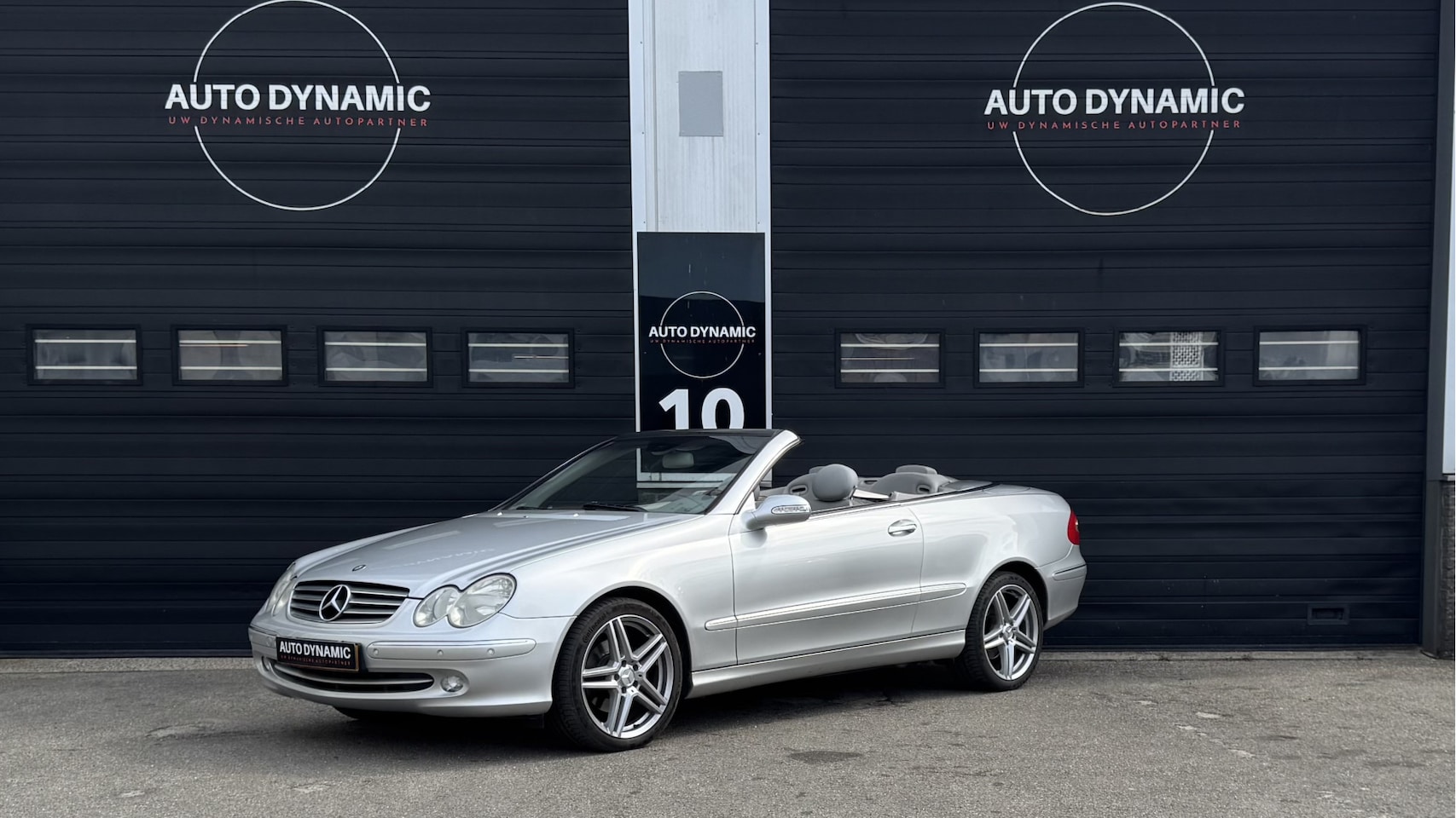 Mercedes-Benz CLK-klasse Cabrio - 320 Avantgarde Aut | Leer | - AutoWereld.nl