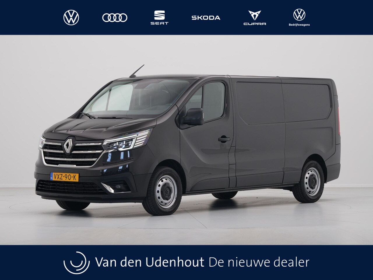 Renault Trafic - 2.0 dCi 130 T30 L2H1 Comfort Navigatie Trekhaak Clima Led - AutoWereld.nl